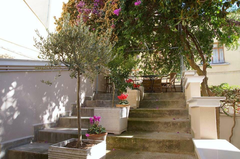 B&B La Bougainvillea Άντρια Εξωτερικό φωτογραφία